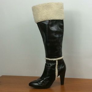 Nine West brown patent leather boots with faux fur